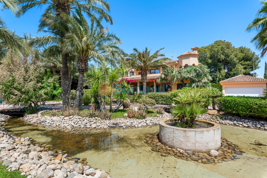 Resale - Villa - Elche/Elx