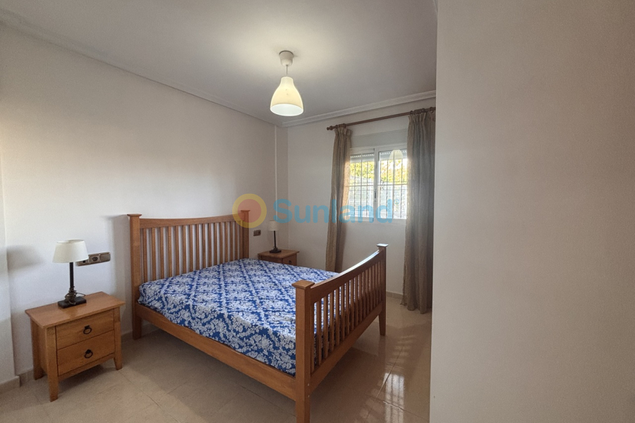 Segunda mano - A - Cabo Roig