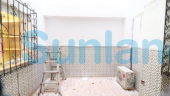 Resale - Commercial Unit - Torrevieja - Playa del Cura