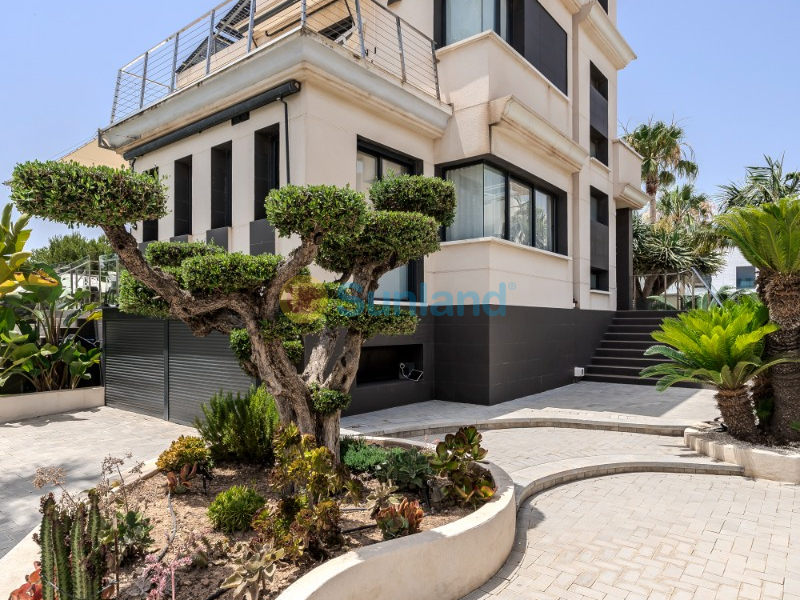 Segunda mano - Chalet - Orihuela Costa - La Zenia