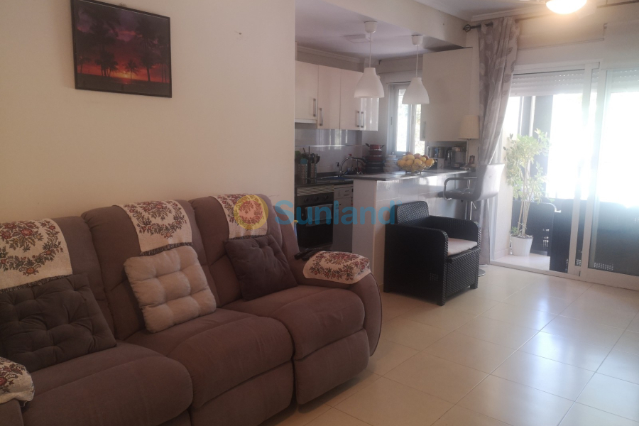 Resale - Apartment / flat - Los Montesinos