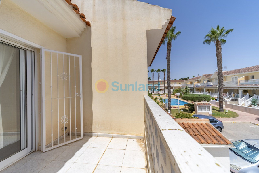 Använda fastigheter - Casa de Pueblo - Ciudad Quesada - Doña Pepa