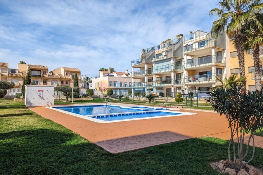 Resale - Apartment - Orihuela Costa - Villamartin