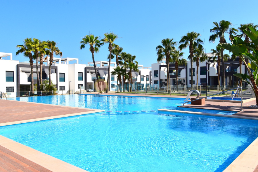 Resale - Apartment - Orihuela Costa - La Zenia