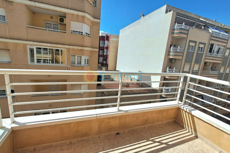 Använda fastigheter - Lägenhet - Torrevieja - Centro