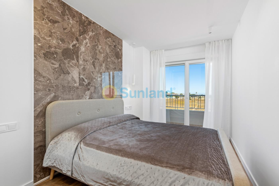 Använda fastigheter - Lägenhet - Torrevieja - Punta Prima