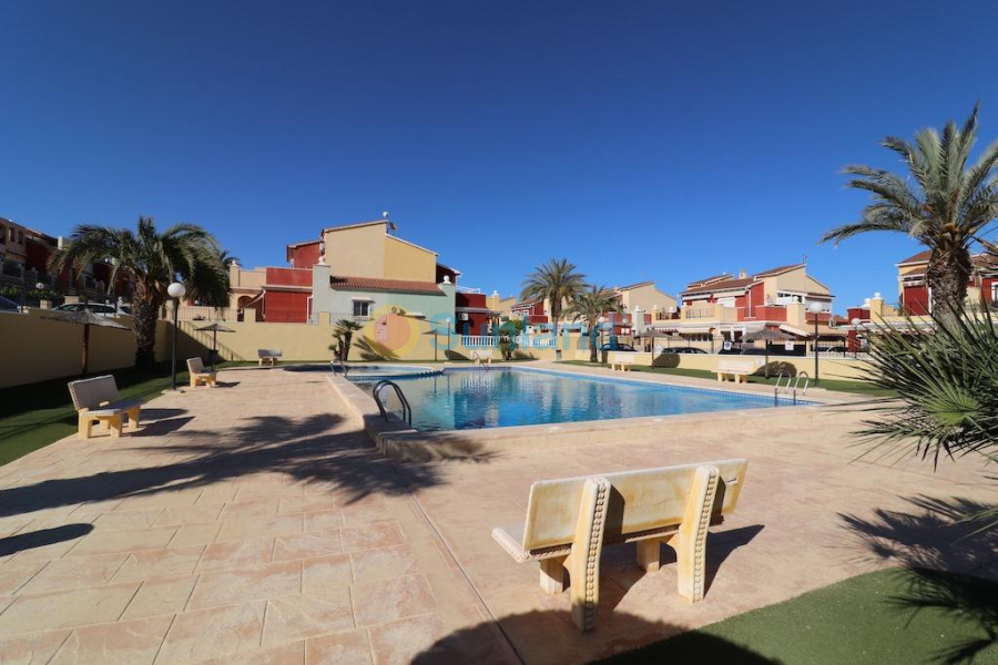 Brukte eiendommer - Terraced house - Torrevieja - Las Calas