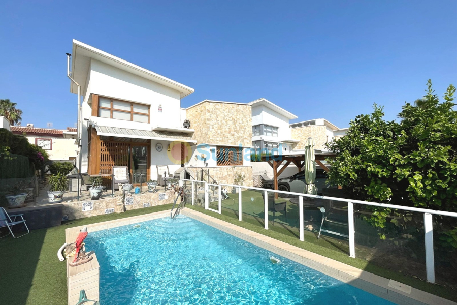 Resale - Townhouse - Ciudad Quesada - Doña Pepa