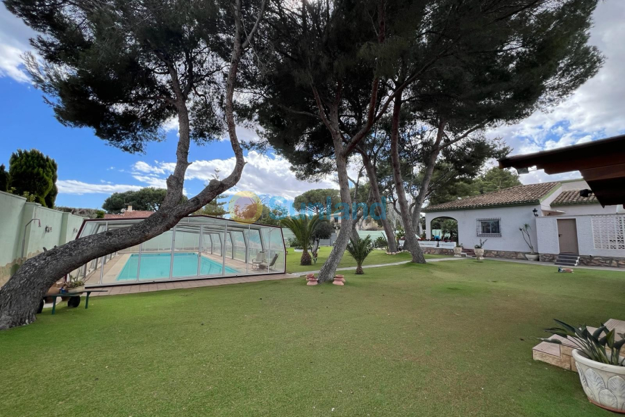 Använda fastigheter - Villa - Orihuela Costa - Campoamor