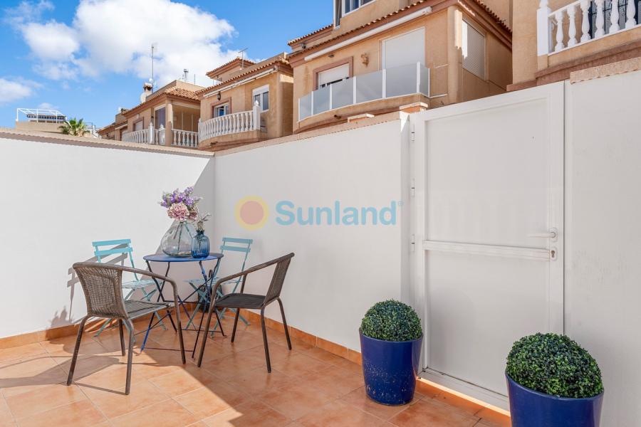 Verkauf - Haus - Orihuela Costa - Villamartin