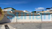 Resale - Villa - Torrevieja - El Chaparral