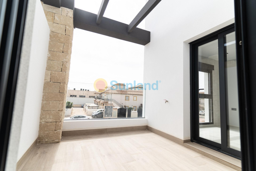 Nueva construcción  - Chalet - Orihuela Costa - Punta Prima
