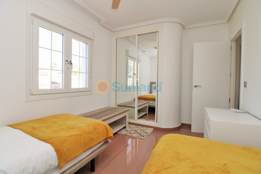 Brukte eiendommer - Villa - Villamartin - Los Dolses