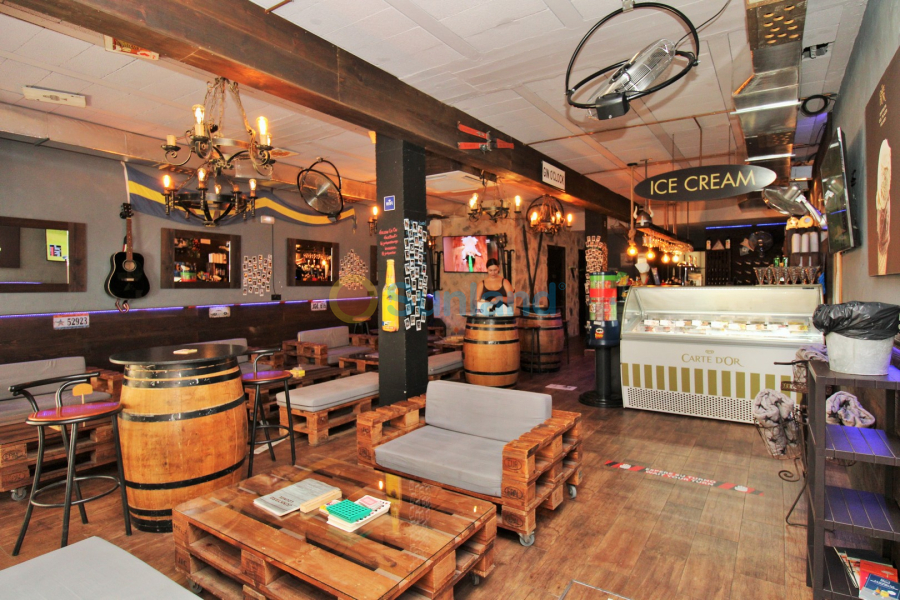 Resale - Commercial - Villamartin