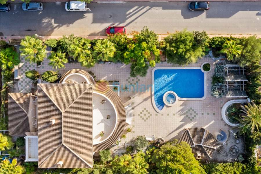 Вторичка - Bилла - Ciudad Quesada - Doña Pepa