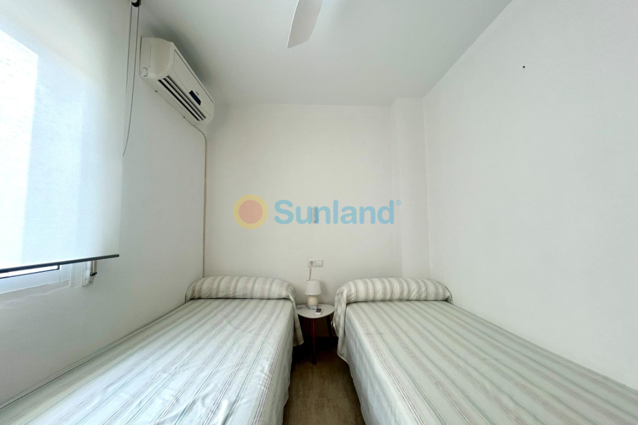 Använda fastigheter - Terraced house - Orihuela Costa - Campoamor