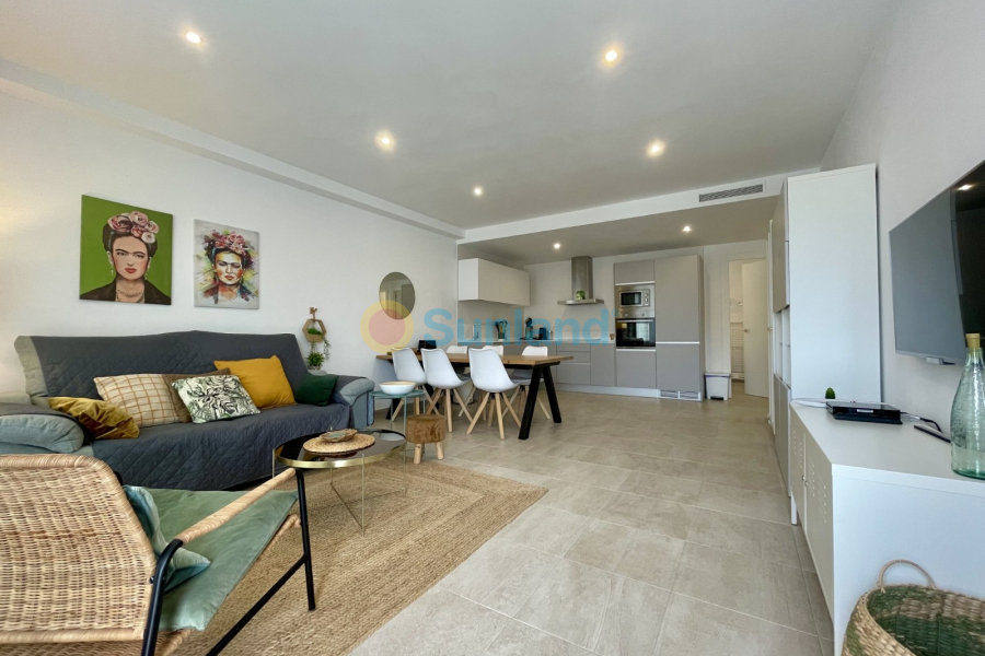 Resale - Apartments - Orihuela costa - 