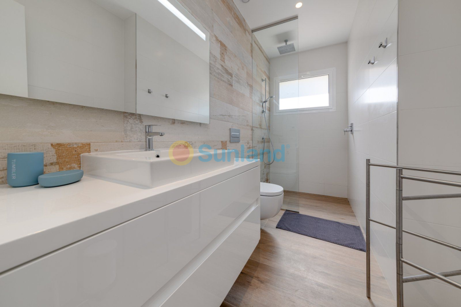 Вторичка - Ático - Orihuela Costa - Las colinas golf