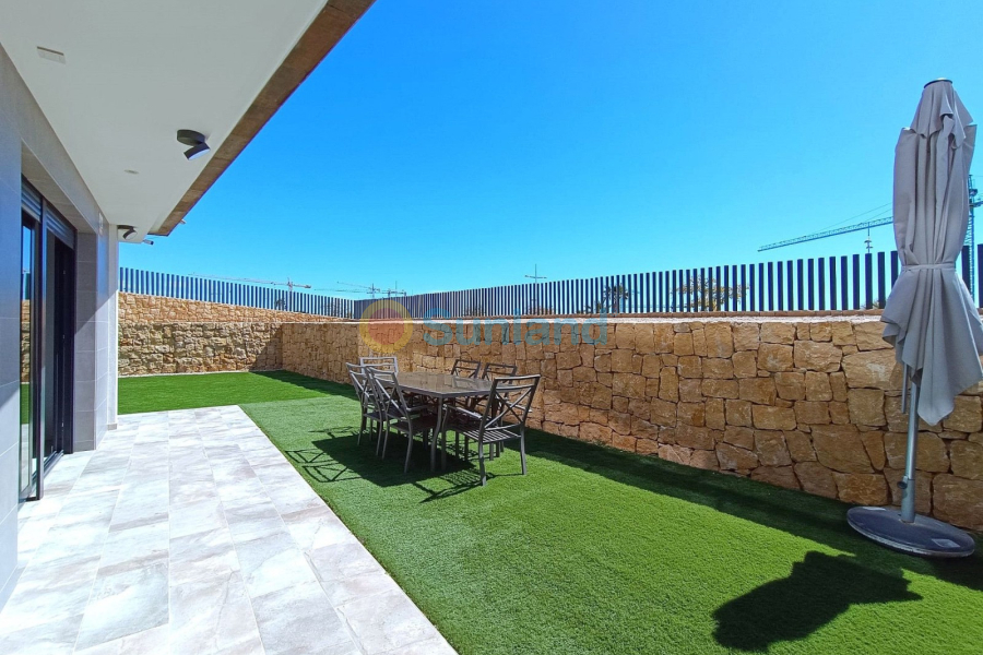 Använda fastigheter - Lägenhet - Finestrat