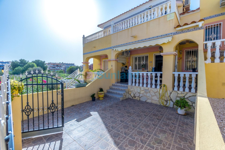 Segunda mano - Terraced house - Orihuela Costa - Las Filipinas