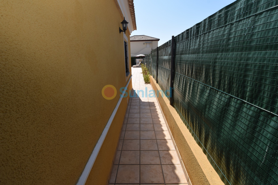 Resale - Villa - Torre de la Horadada