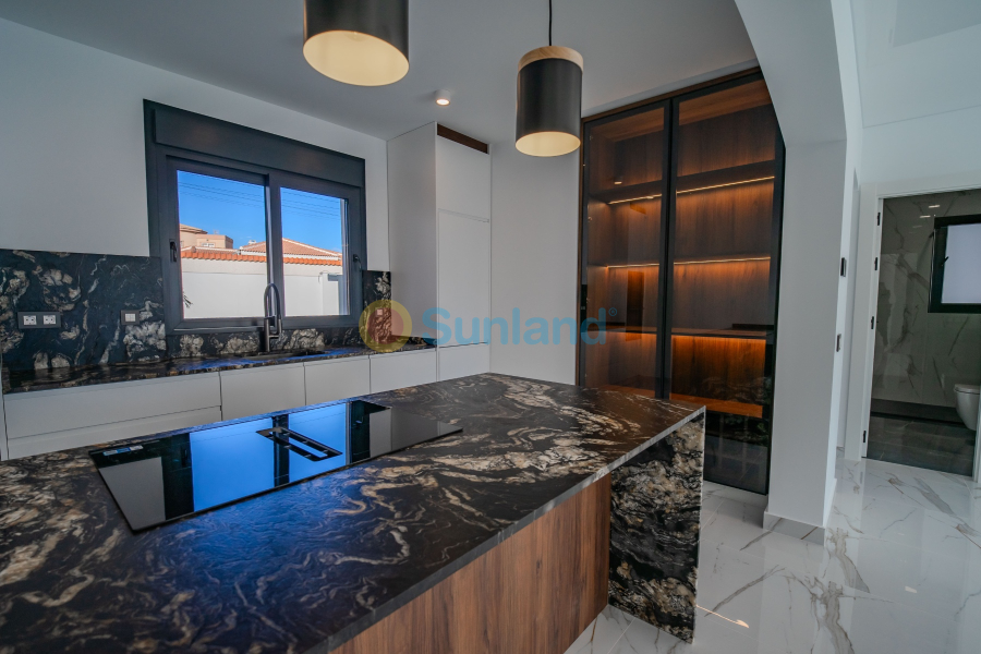 Använda fastigheter - Villa - Ciudad Quesada - town