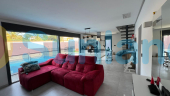 Resale - Villa - Torrevieja - 