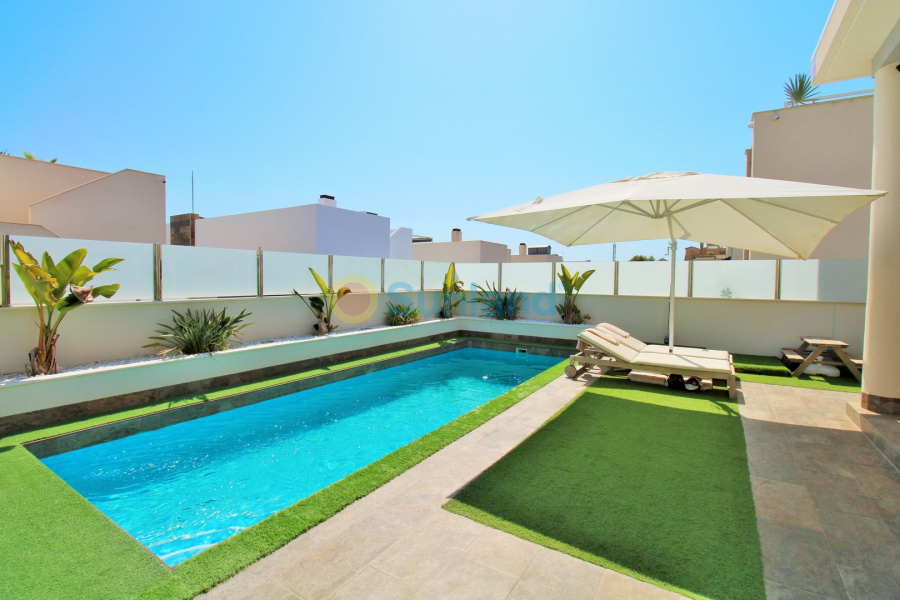 Använda fastigheter - Villa - Villamartin