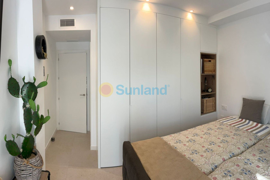 Resale - Apartment - Orihuela costa - 