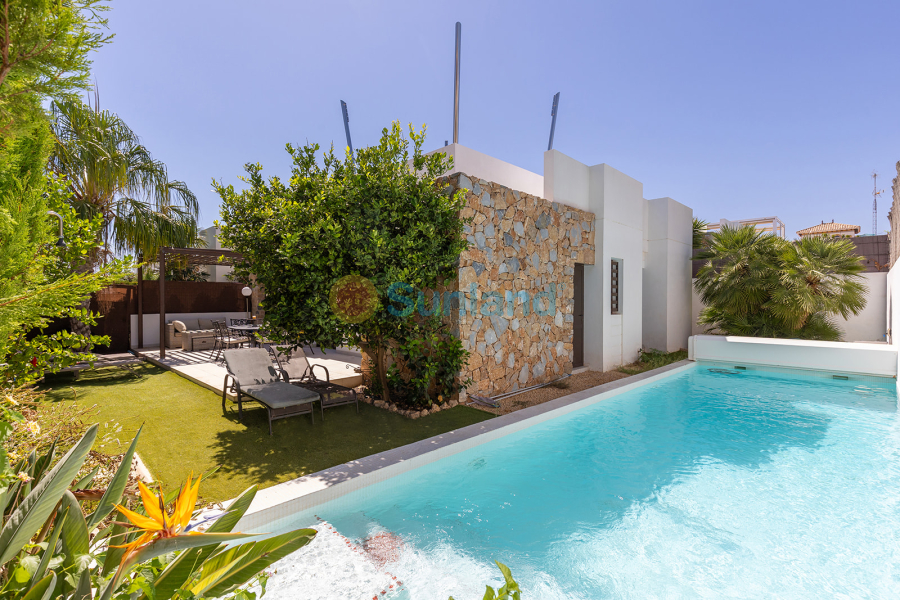 Använda fastigheter - Villa - Orihuela Costa - Lomas De Cabo Roig