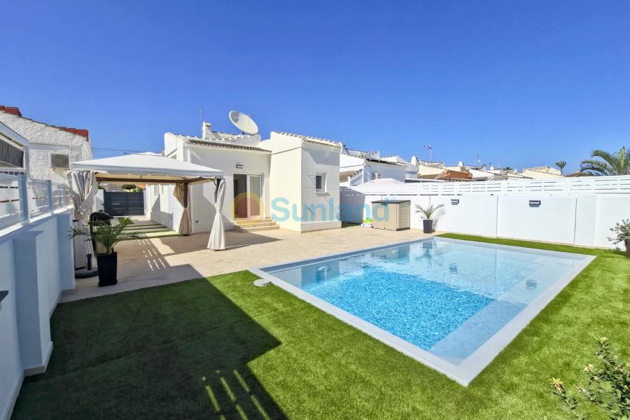 Brukte eiendommer - Villa - Torrevieja - La Siesta