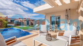 Resale - Villa - Orihuela - Vistabella Golf