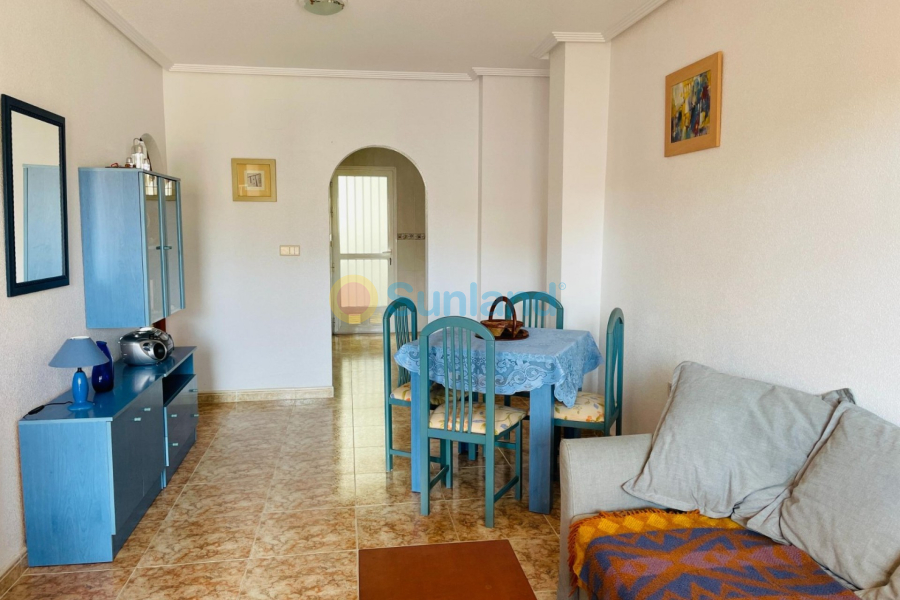 Resale - Apartment - Punta Prima