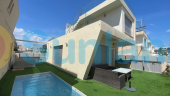 Resale - Villa - Orihuela Costa - 