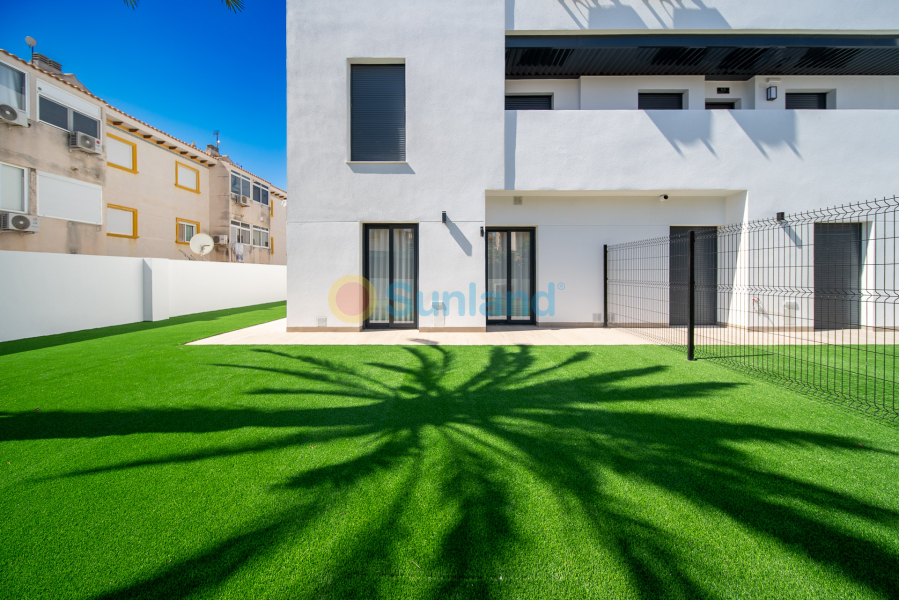 Resale - Apartamento - Torrevieja - Punta Prima