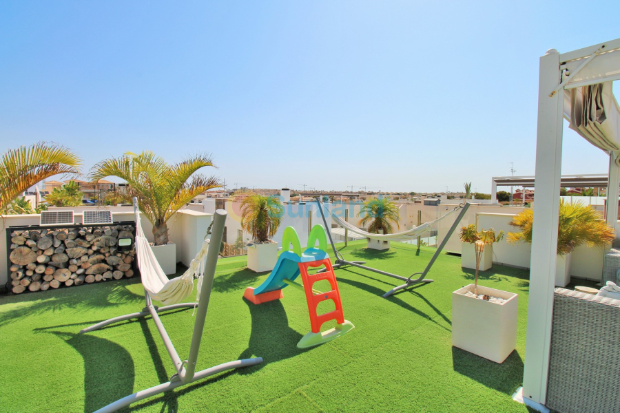 Använda fastigheter - Villa - Villamartin