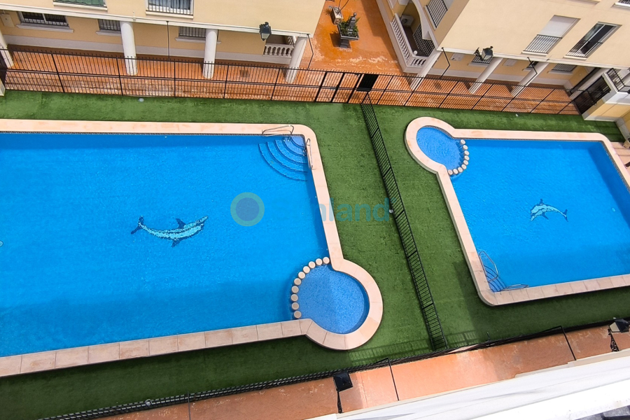 Resale - Apartment - Formentera del Segura