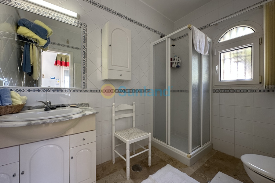 Resale - V - Las Ramblas