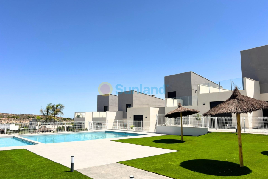 Nueva construcción  - Town House - BAÑOS Y MENDIGO - Altaona golf and country village