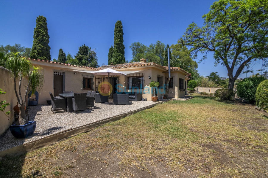 Resale - Villa - Benahavis - La Quinta
