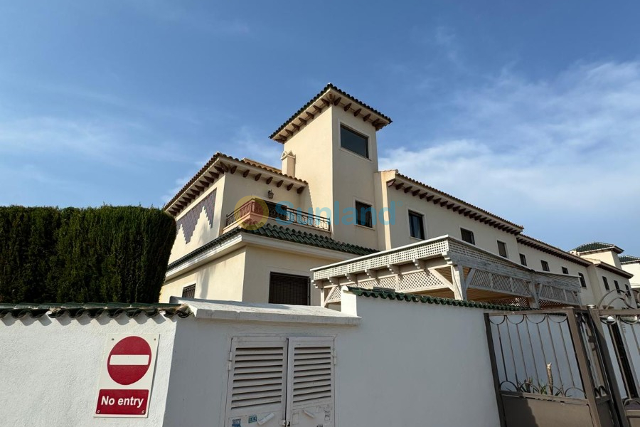 Använda fastigheter - Villa - Ciudad Quesada - Rojales