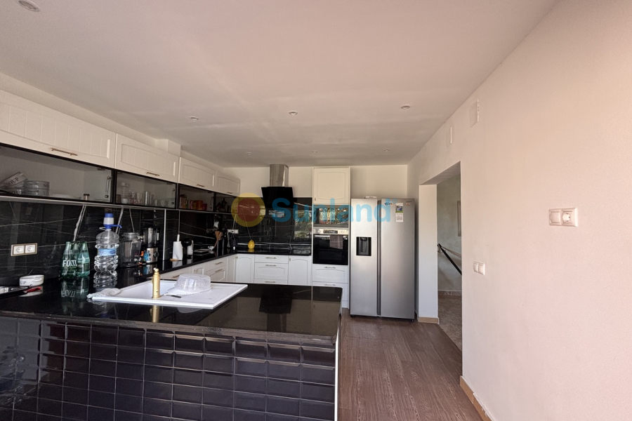 Resale - V - Benijofar