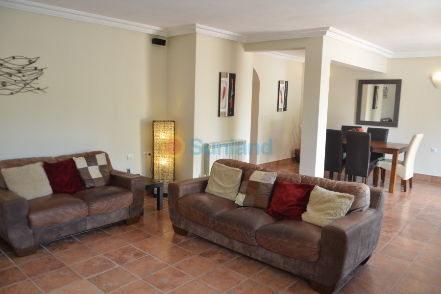 Resale - Villa - Orihuela costa - 