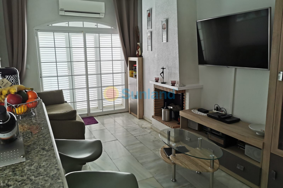 Resale - Apartment - Torrevieja