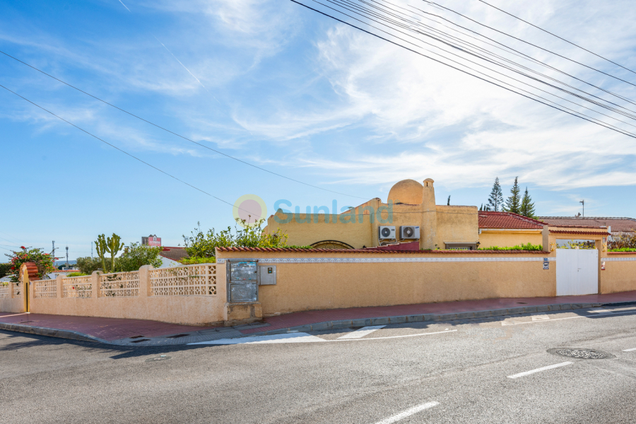 Resale - Villa - Ciudad Quesada - Rojales