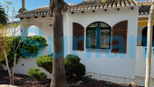 Resale - Villa - Orihuela Costa - Los Dolses