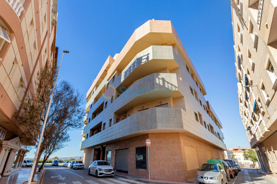 Brukte eiendommer - Apartment / flat - Torrevieja - La Mata pueblo