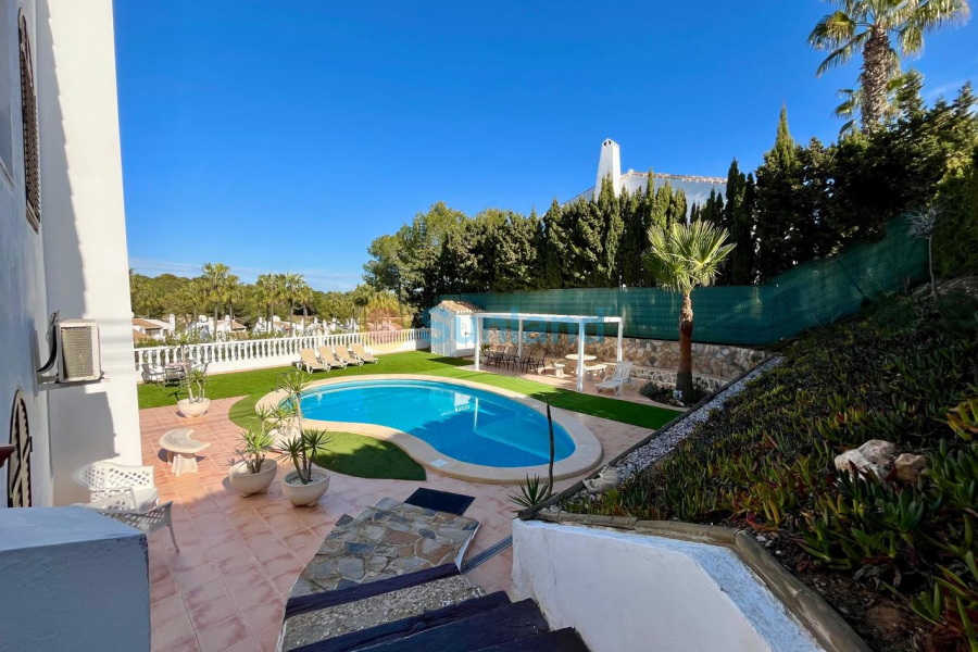 Resale - V - Villamartin