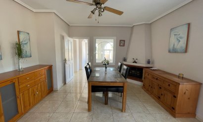 Resale - Villa - Ciudad Quesada - 