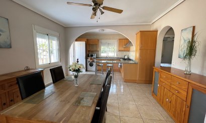 Resale - Villa - Ciudad Quesada - 